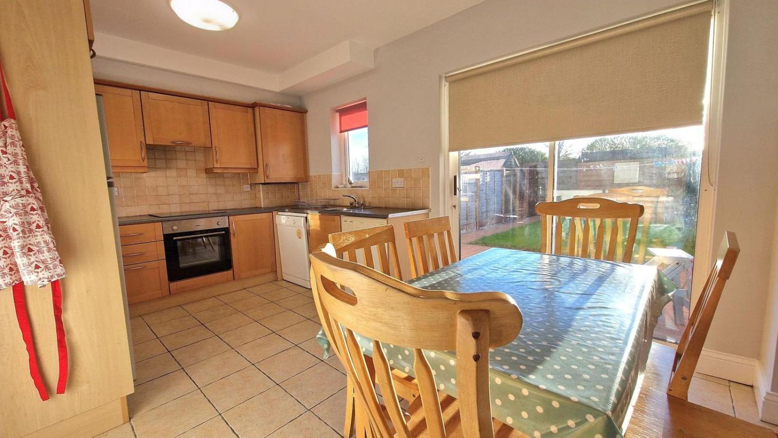 Cosy 3 Bedroom All Ensuites Galway Exterior photo